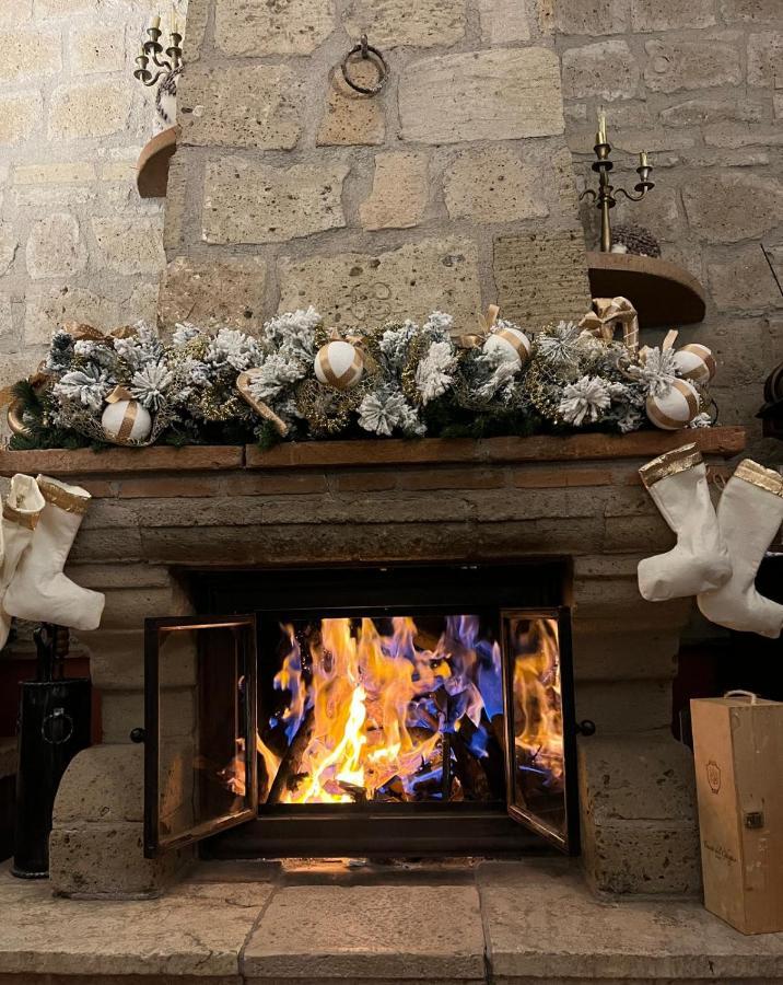 Tenute Del Gheppio Dugenta Bagian luar foto