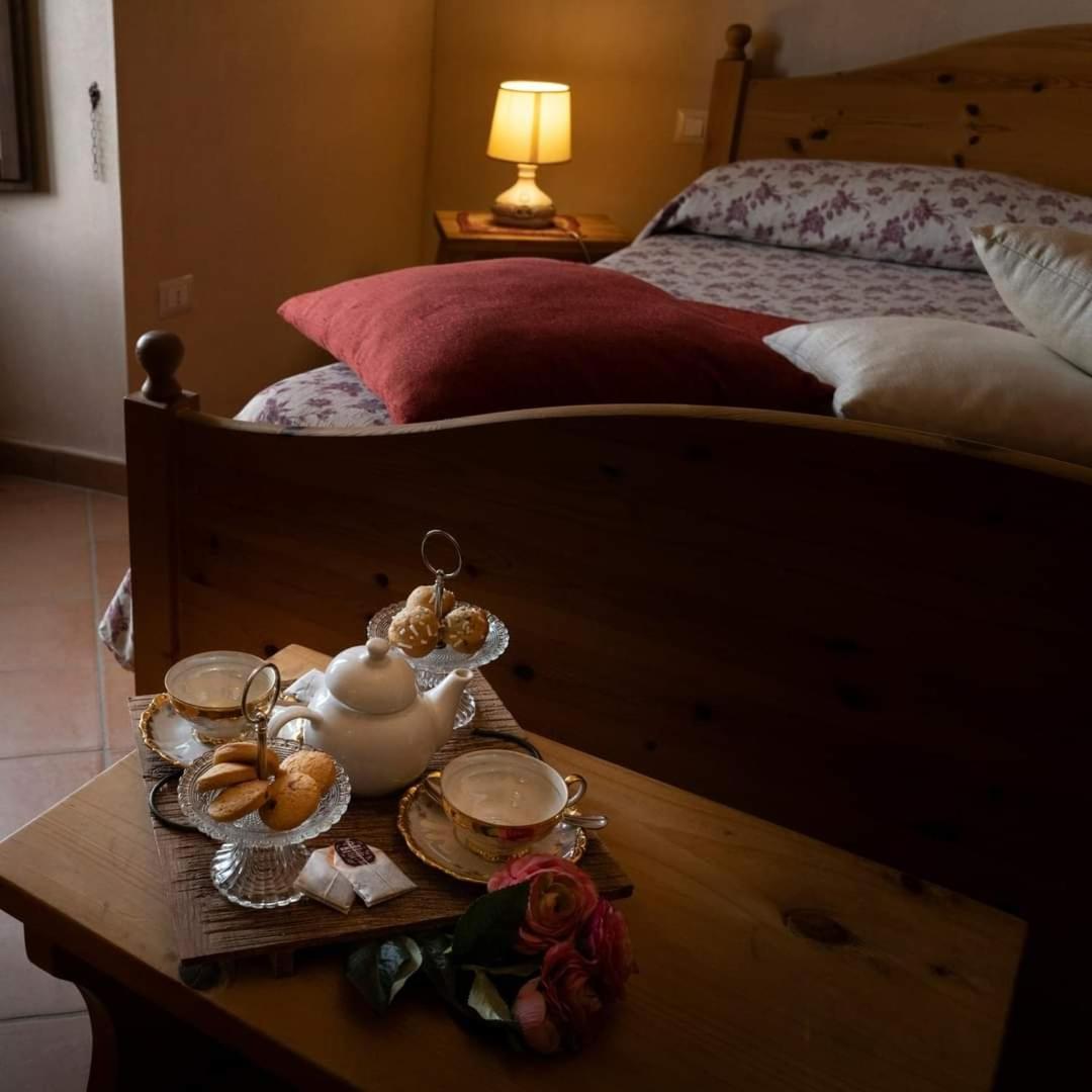 Tenute Del Gheppio Dugenta Bagian luar foto